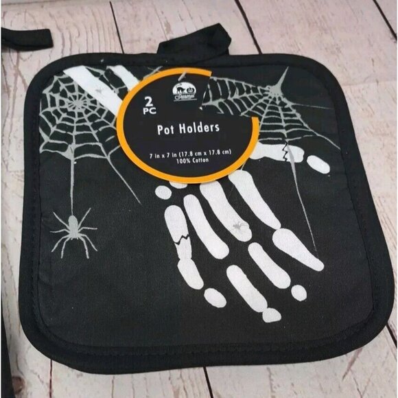 4pc Halloween Spooky Skeleton Spider Web Tombstone Pot Holders, Oven Mitt, Towel - Picture 4 of 7